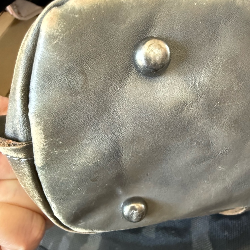Old Trend Birch Studded Leather Tote - green - Picture 9 of 16